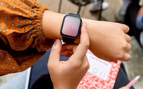 Как выбрать смарт-часы и фитнес-браслет?